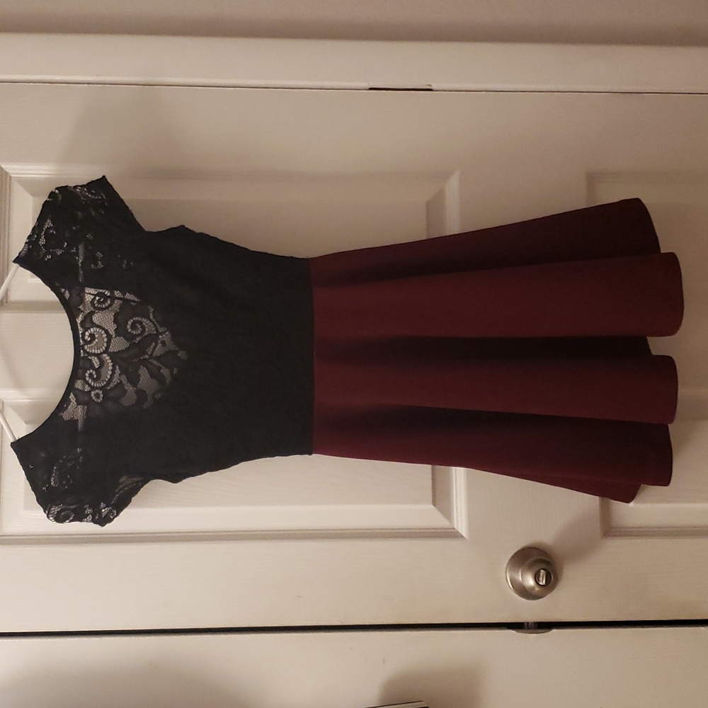 A cute burgundy dress!